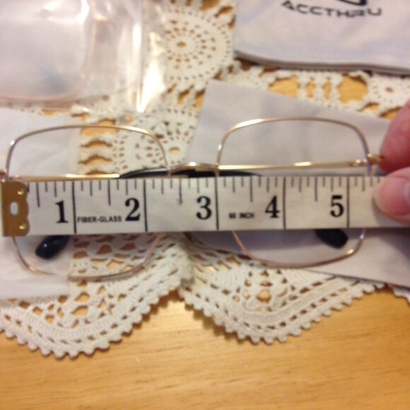 Two pairs Blue Light Filtering Glasses, with cleaning cloth, carry bag - Picture 4 of 5